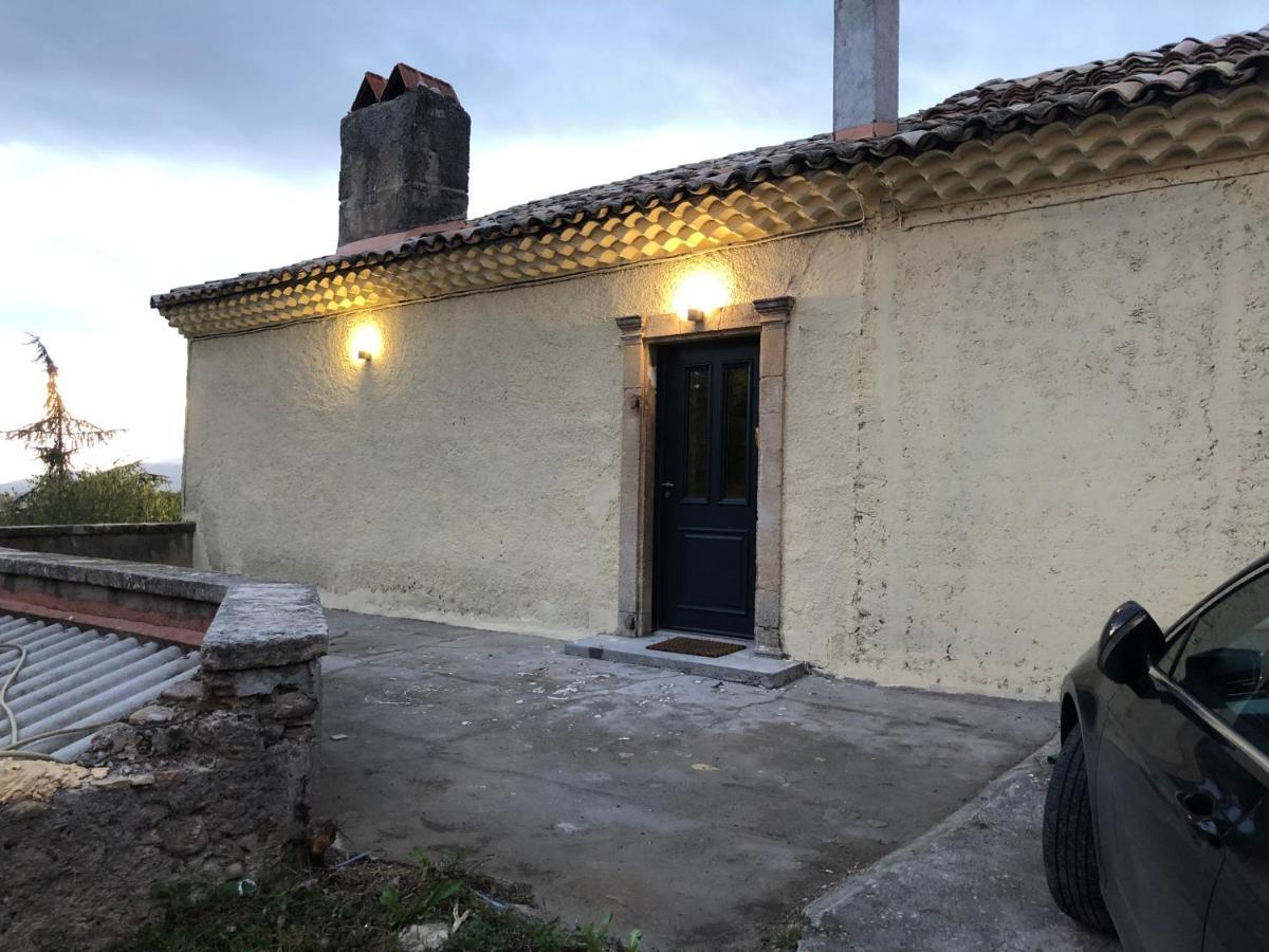 Les Mées Maison De Charme Dans Un Hameau Provencal מראה חיצוני תמונה